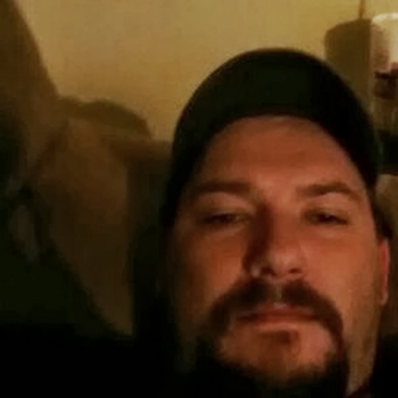 Meet your Posher, Jonathan - Picture 1 of 1